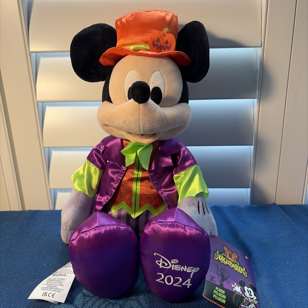 Disney Parks Mickey Mouse Halloween 16" Plush 2024-NWT